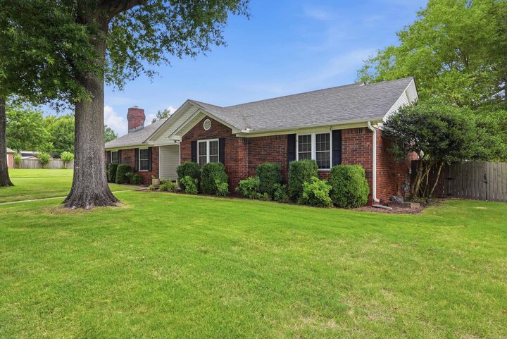 Property Photo:  2910 Wicket Street  AR 72034 