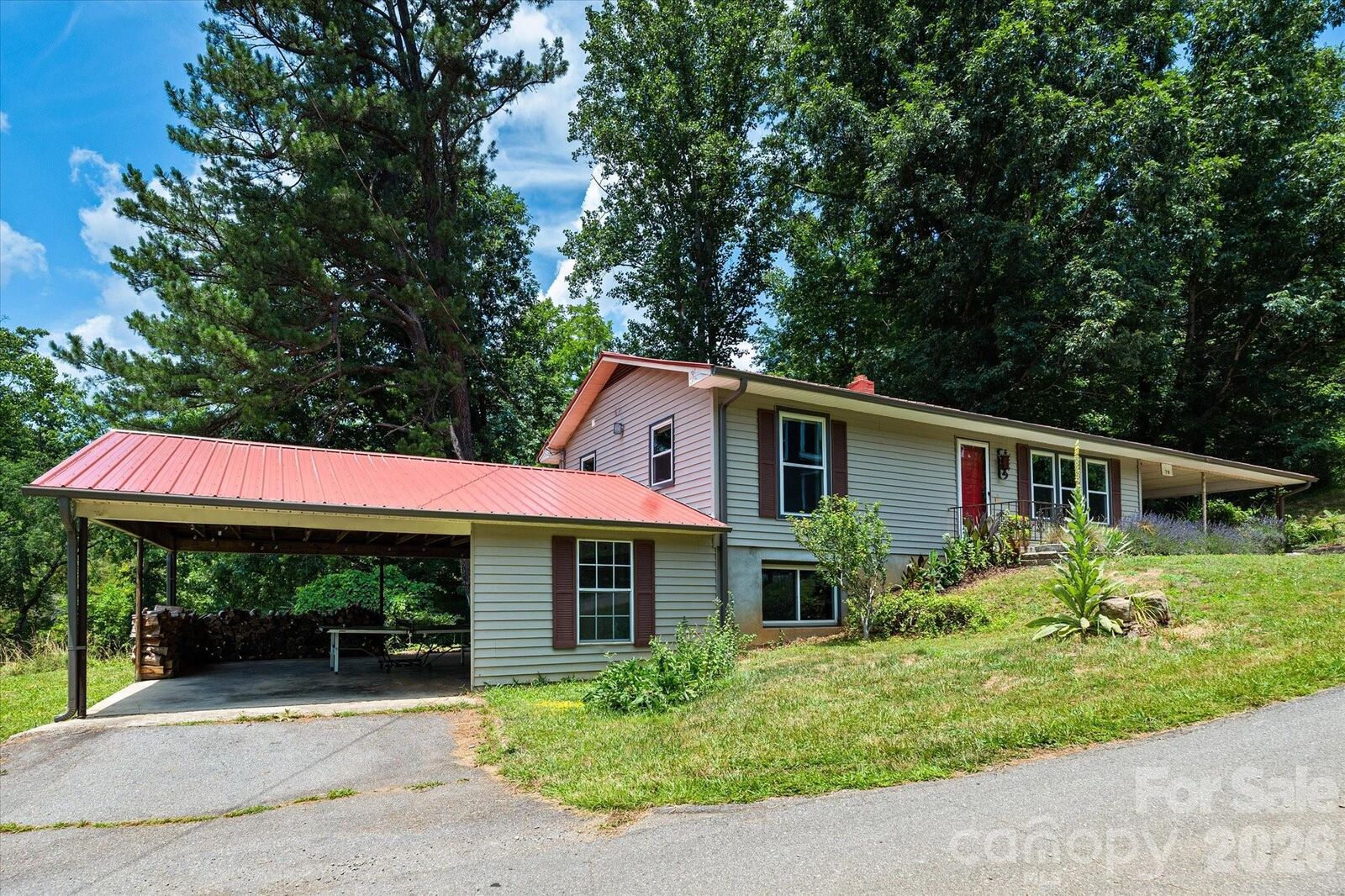 Property Photo: 79 Laurel Cove Road NC 28715