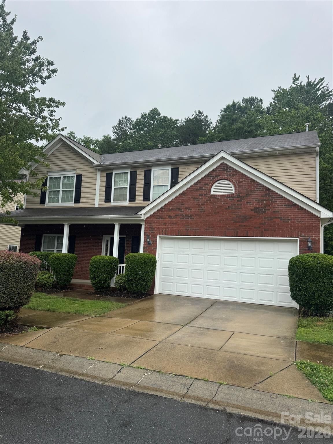 Property Photo:  2006 Cornflower Lane  NC 28079 