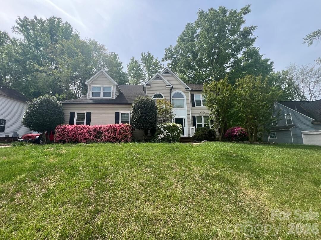 Property Photo:  8610 Forest Shadow Circle  NC 28031 