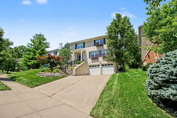 Property Photo:  3076 Spencerhill Lane  OH 45226 