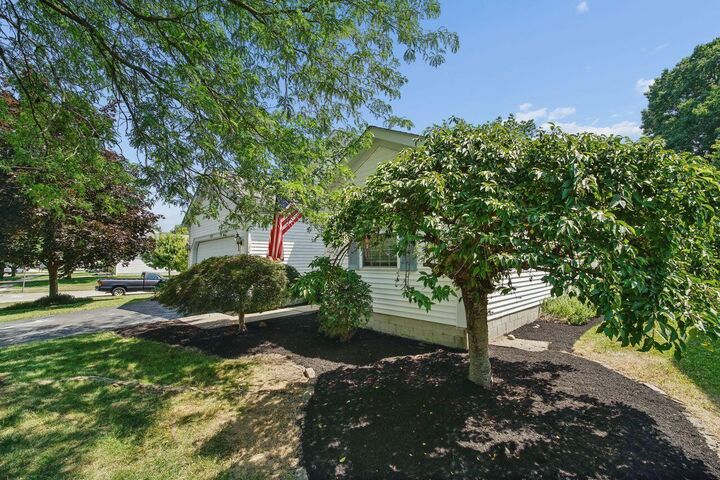 Property Photo: 1597 Meadowlark Lane OH 43040