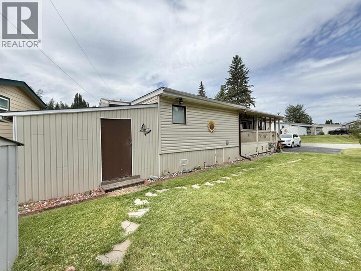 Property Photo:  684 North Fraser Drive 86  BC V2J 1Z6 