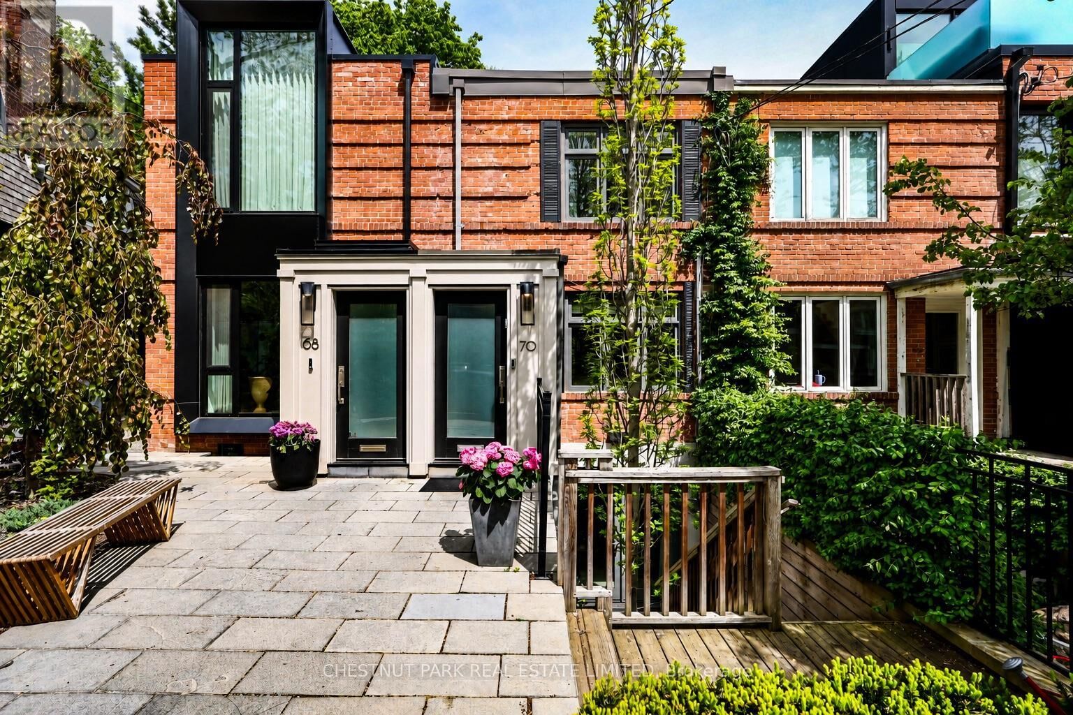 Property Photo: 70 Summerhill Gardens ON M4T 1B4