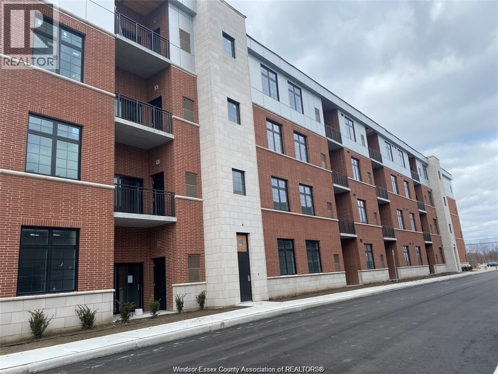 Property Photo:  11941 Tecumseh Road East 404  ON N8N 1L8 
