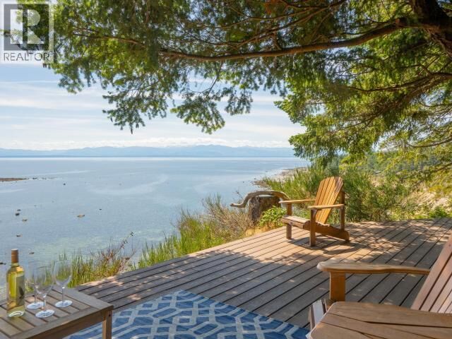 Property Photo: 2902 Arbutus Lane BC V0N 2G0