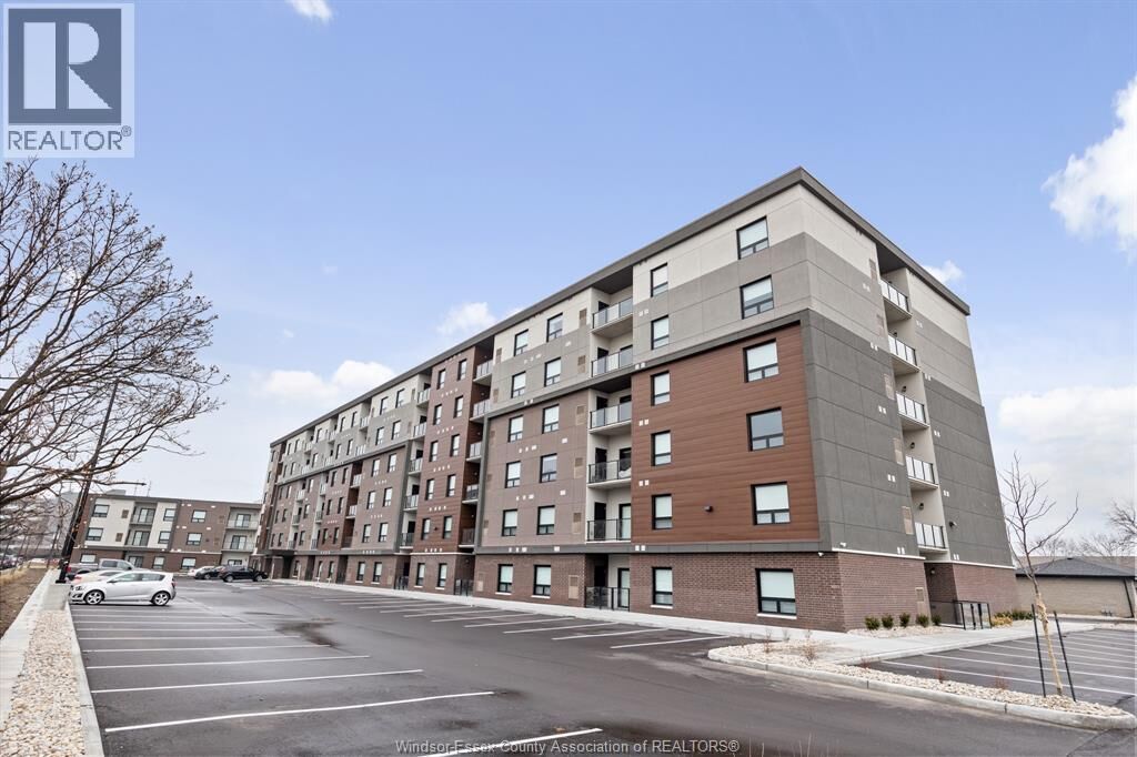 Property Photo: 11870 Tecumseh Road East 303 ON N8N 0J5