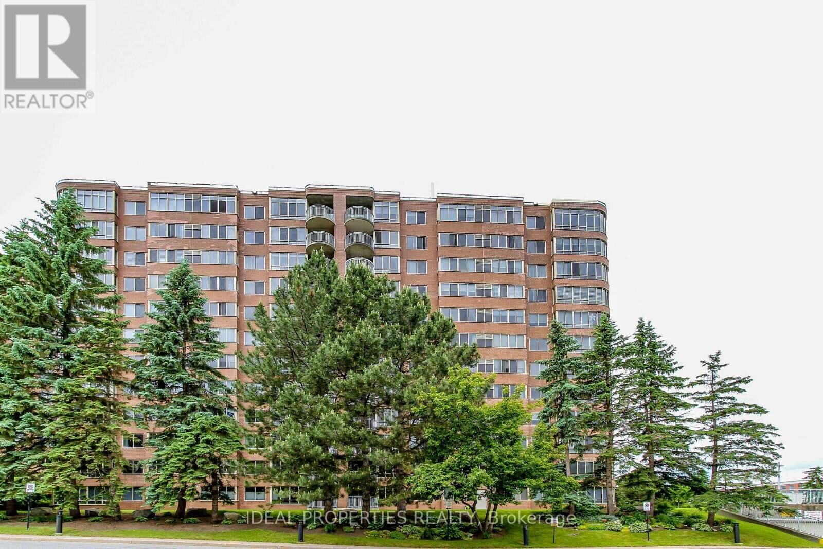 Property Photo: 100 Grant Carman Drive North 809 ON K2E 8B8
