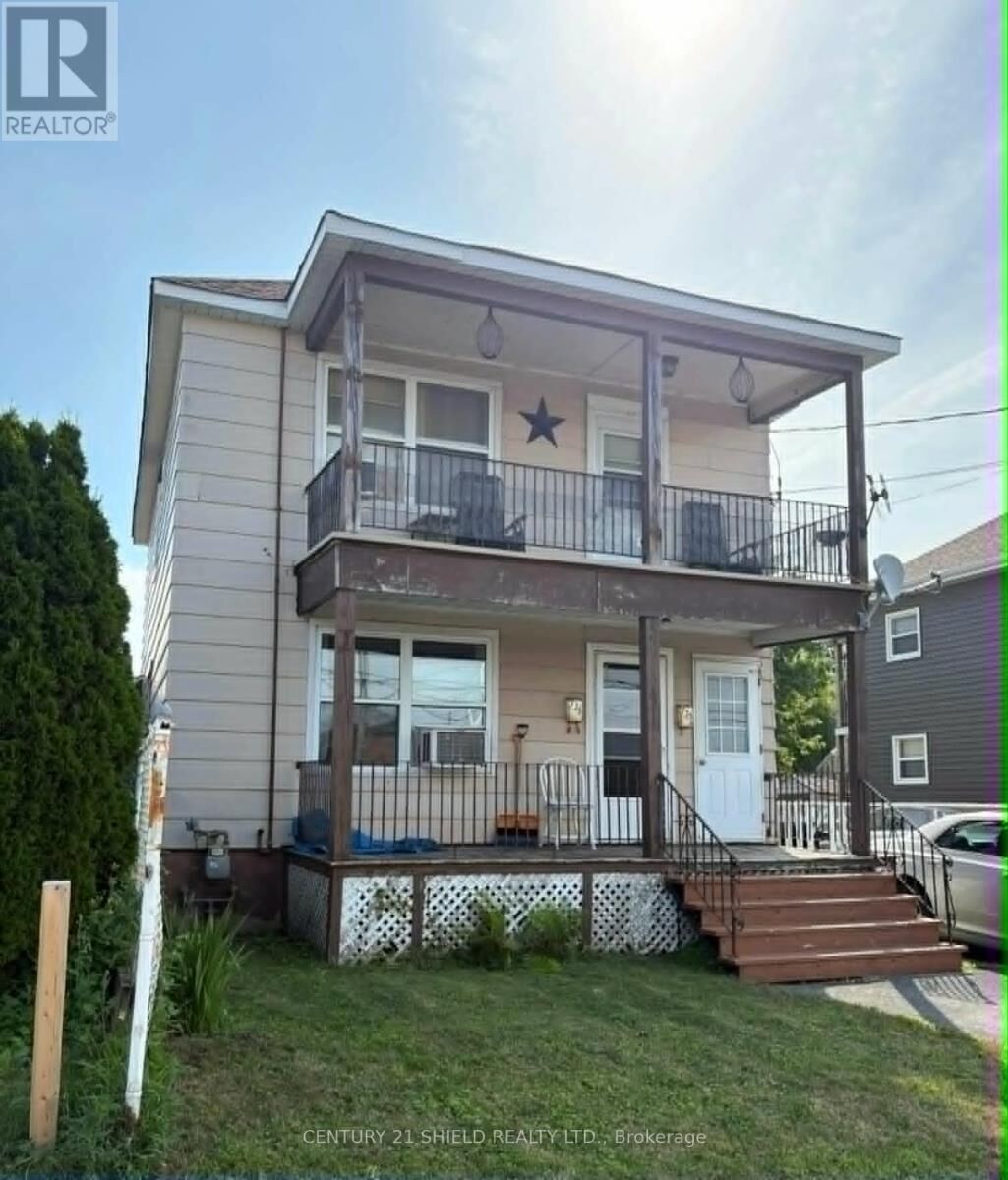 Property Photo: 735 Sydney Street ON K6H 3J5
