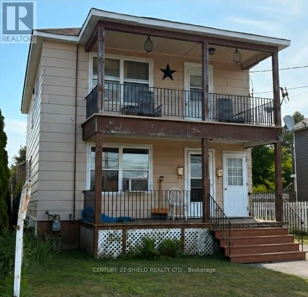 Property Photo:  735 Sydney Street  ON K6H 3J5 
