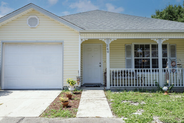 Property Photo:  240 Bent Arrow Drive  FL 32541 