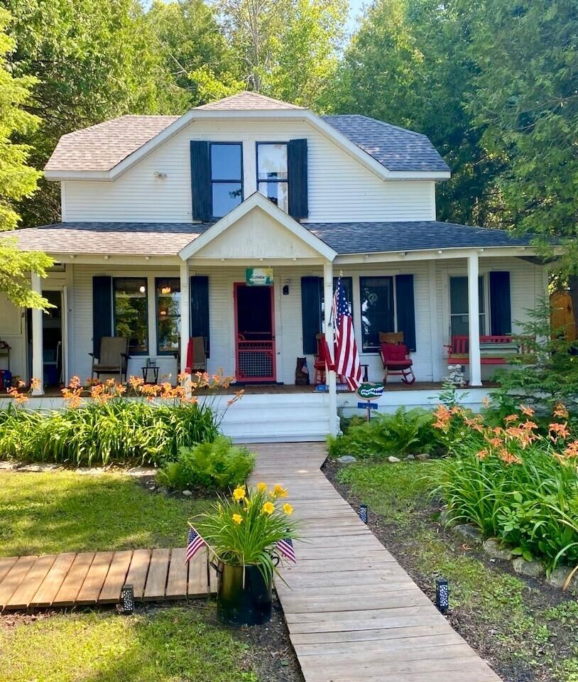 Property Photo: 1598 S Park Ave MI 49719