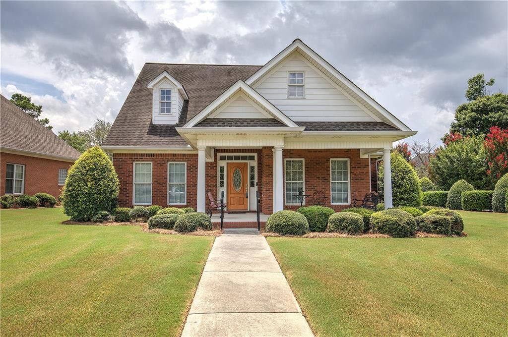Property Photo:  119 Vinings Way SE  GA 30701 