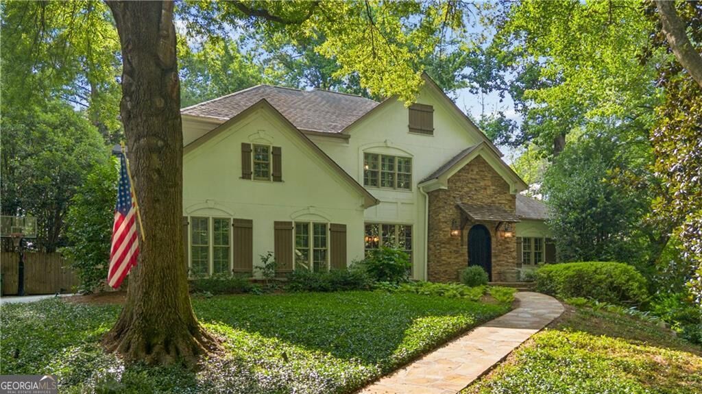 Property Photo: 4504 Lake Forrest Drive GA 30342