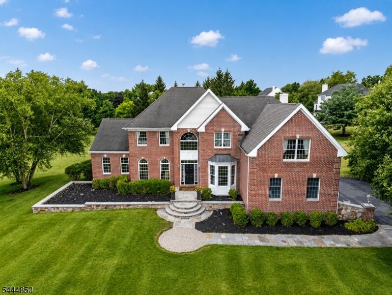 Property Photo:  4 Riverview Ct  NJ 08551 