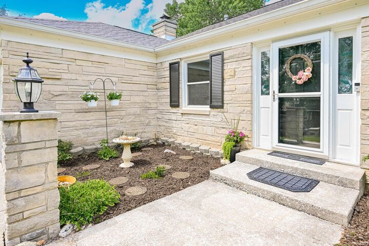 Property Photo: 1515 E Dunstan Drive IN 47401