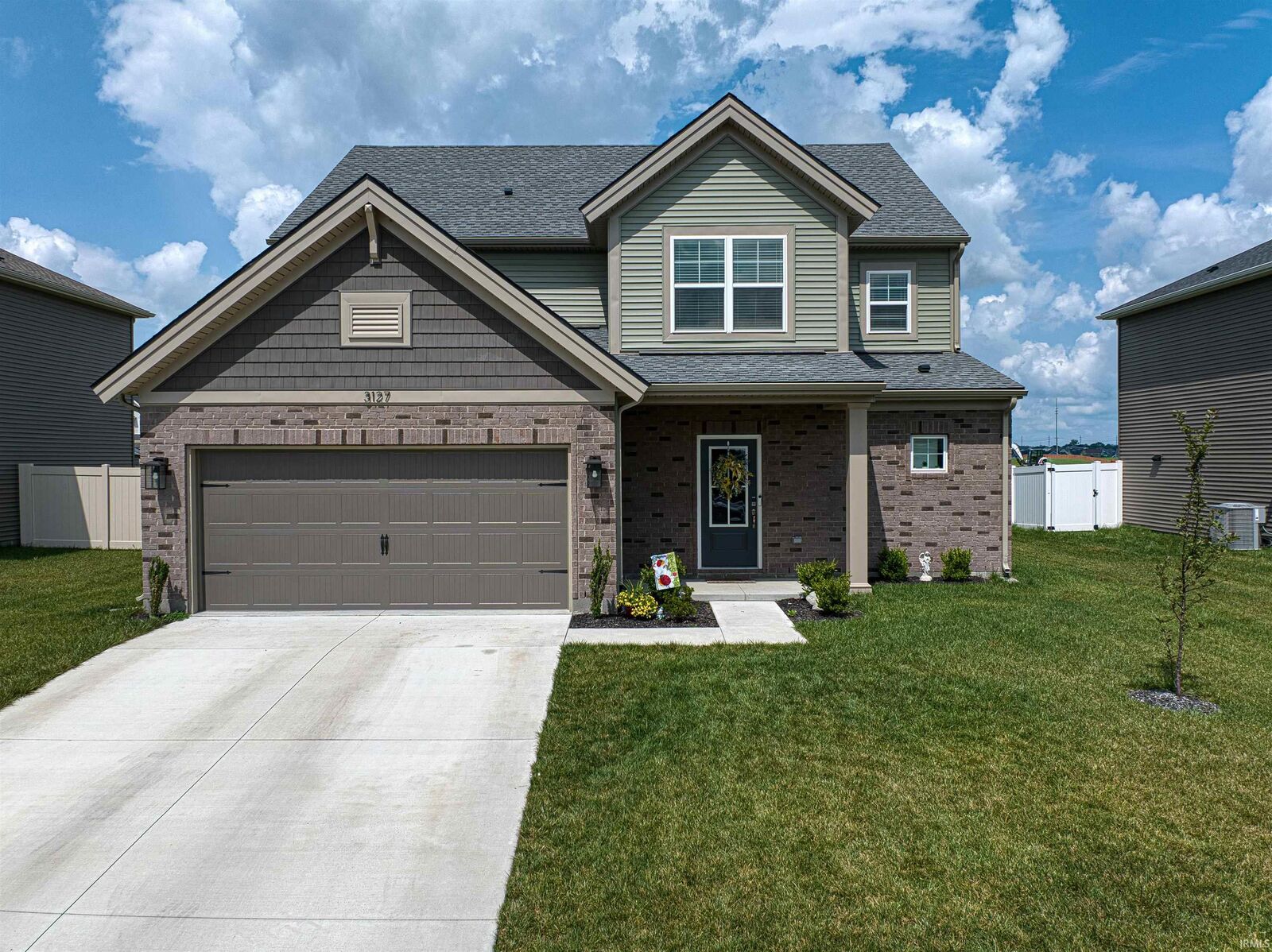 Property Photo: 3127 Dowgate Drive IN 47630