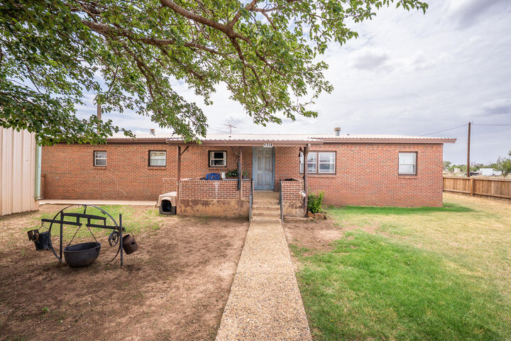 Property Photo: 3405 N County Road 1650 TX 79416