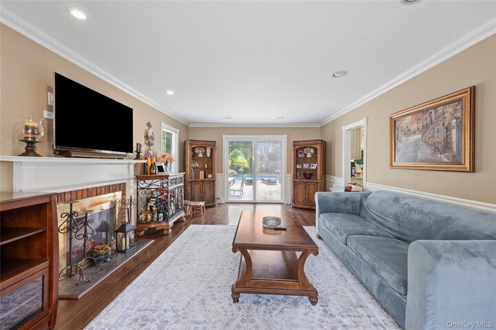 Property Photo: 6 Stratton Lane NY 11790