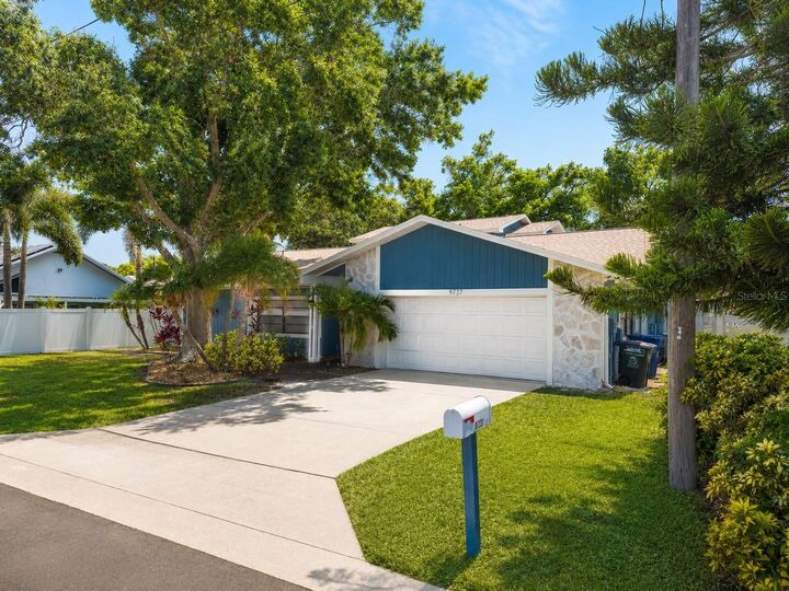 Property Photo: 9737 135th Street FL 33776
