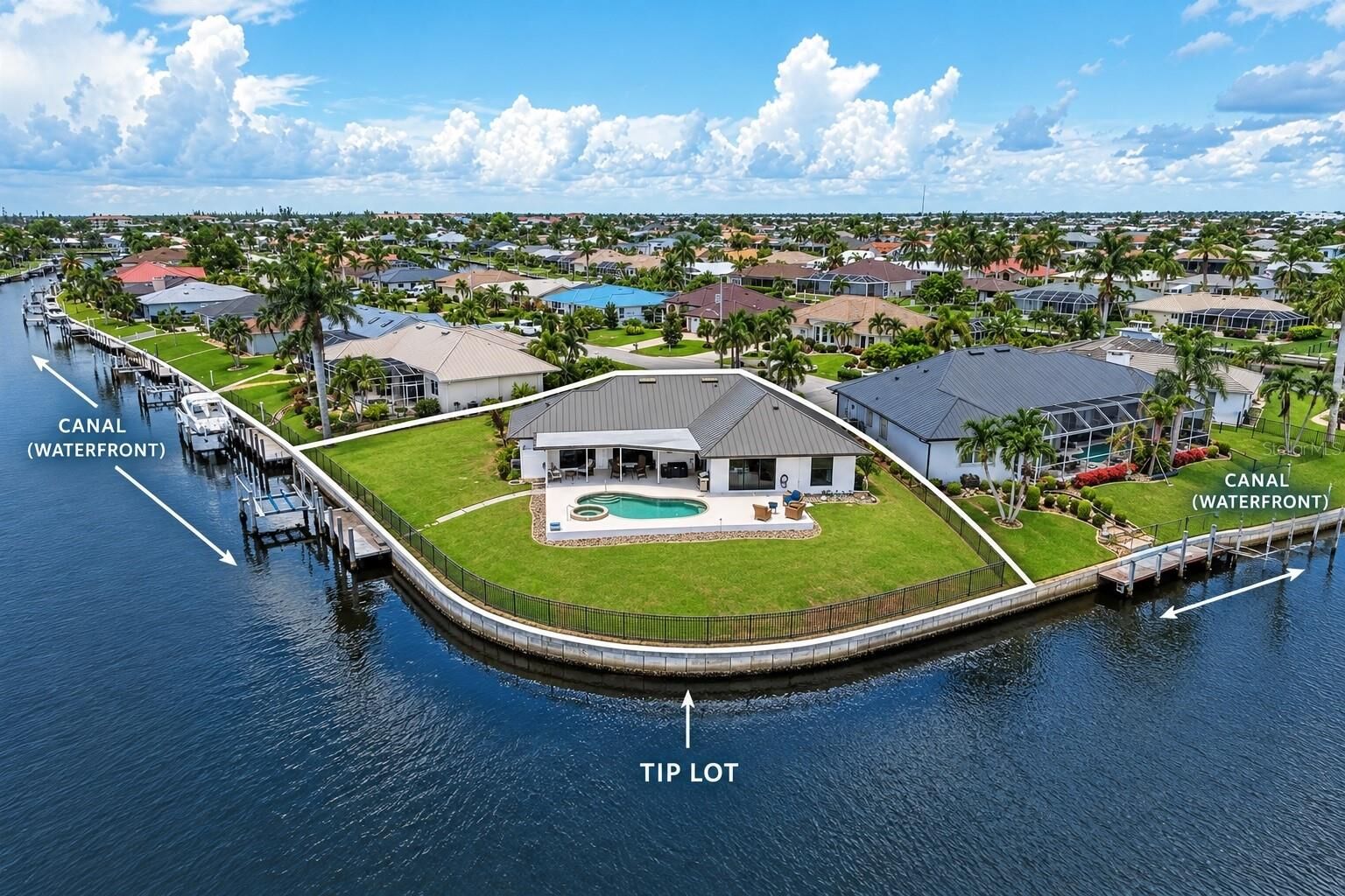 Property Photo:  602 Via Tunis  FL 33950 
