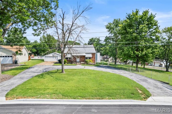Property Photo: 2096 Lonedell Road MO 63010