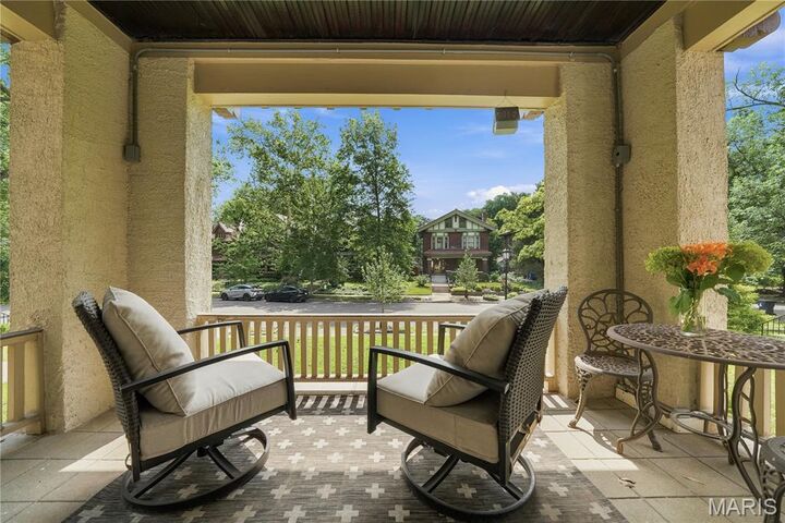 Property Photo:  415 Westgate Avenue  MO 63130 