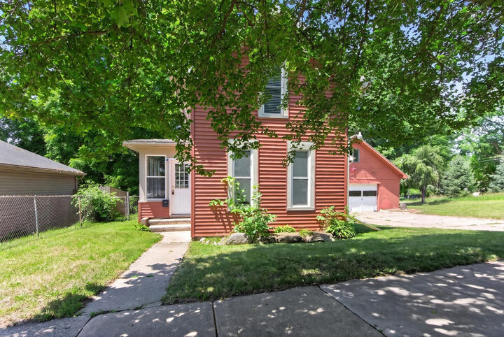 Property Photo: 308 N State Street MI 49201