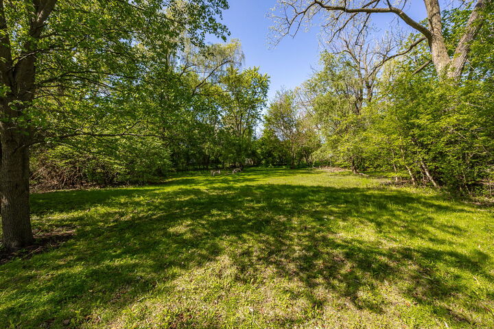 Property Photo:  4624 Lee Avenue  IL 60515 