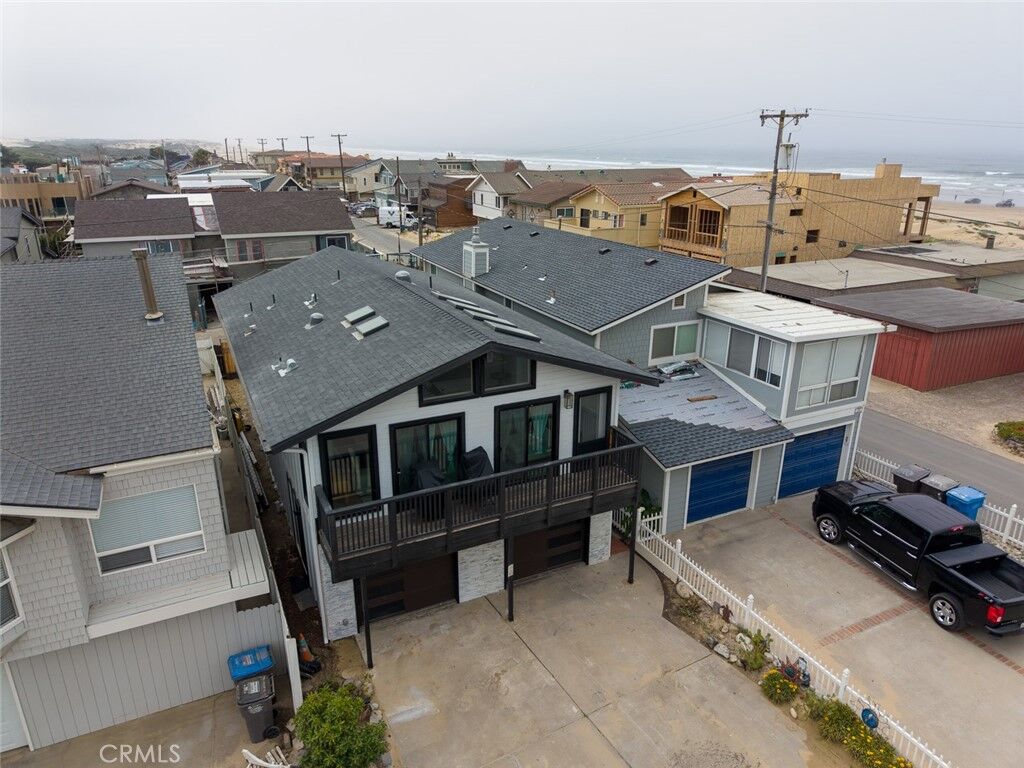 Property Photo: 316 Sandpiper CA 93445