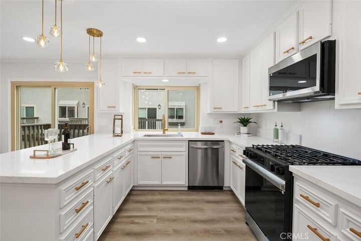 Property Photo:  8 Summer Breeze  CA 92603 