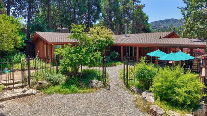 Property Photo:  39597 Evergreen  CA 93644 