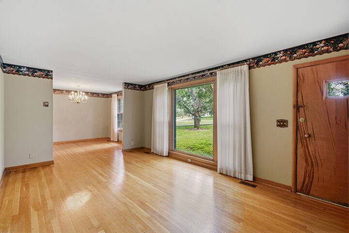 Property Photo: 502 N Marthona Rd TN 37115