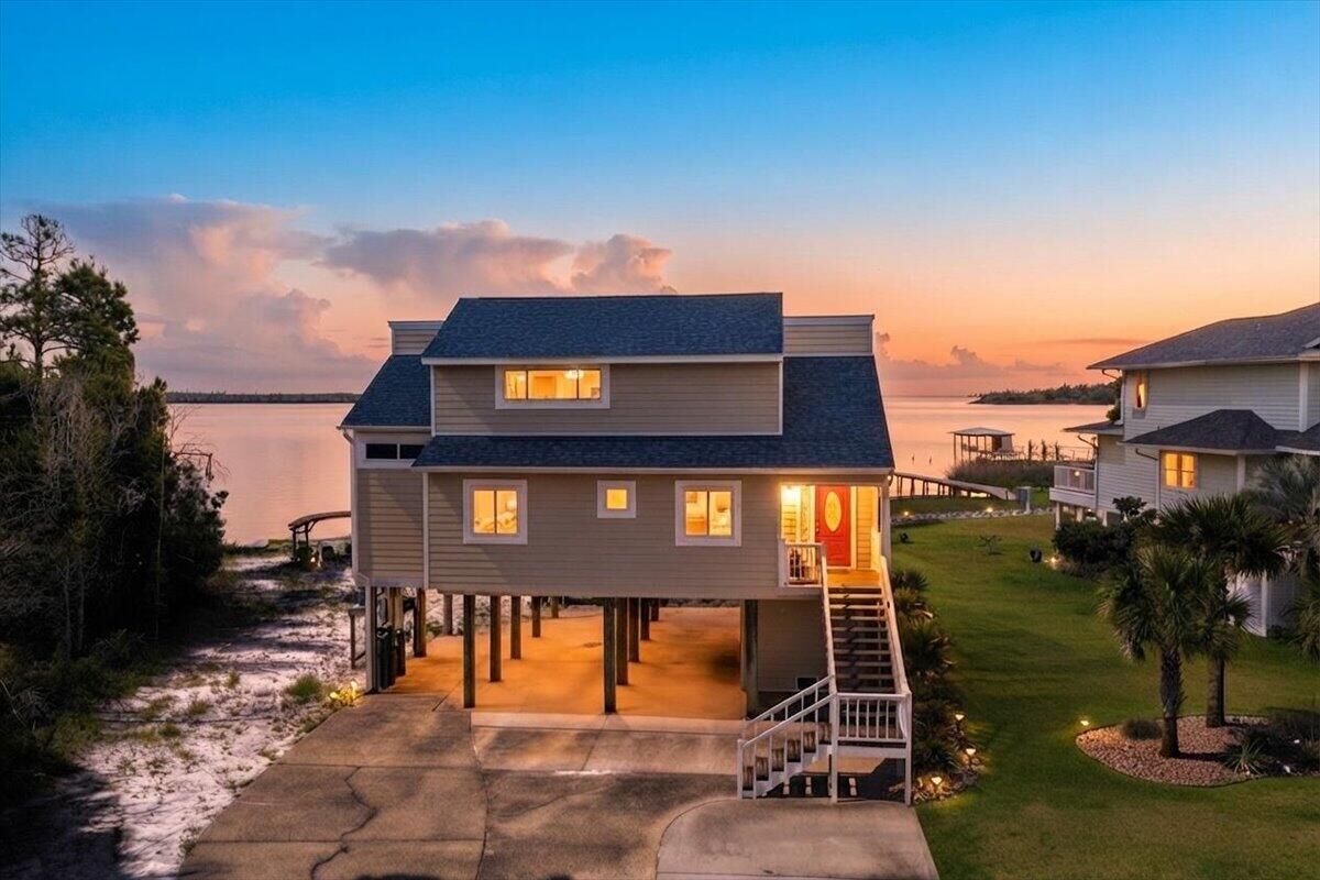 Property Photo: 7817 Petersen Point Road FL 32583
