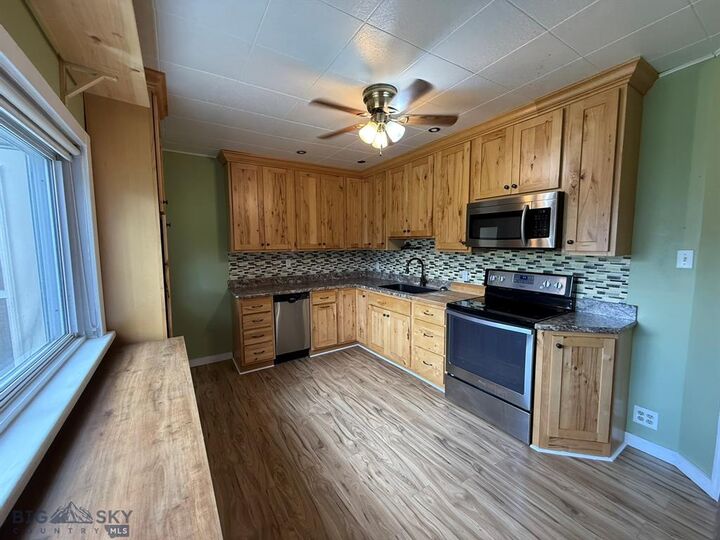 Property Photo:  616 Cedar Street  MT 59711 