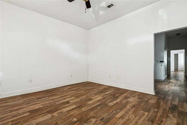 Property Photo:  2712 Marengo Street  LA 70115 