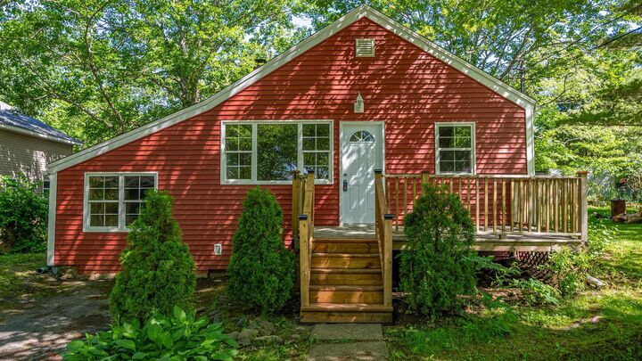 Property Photo:  16 Thompson Drive  NS B2T 1J4 