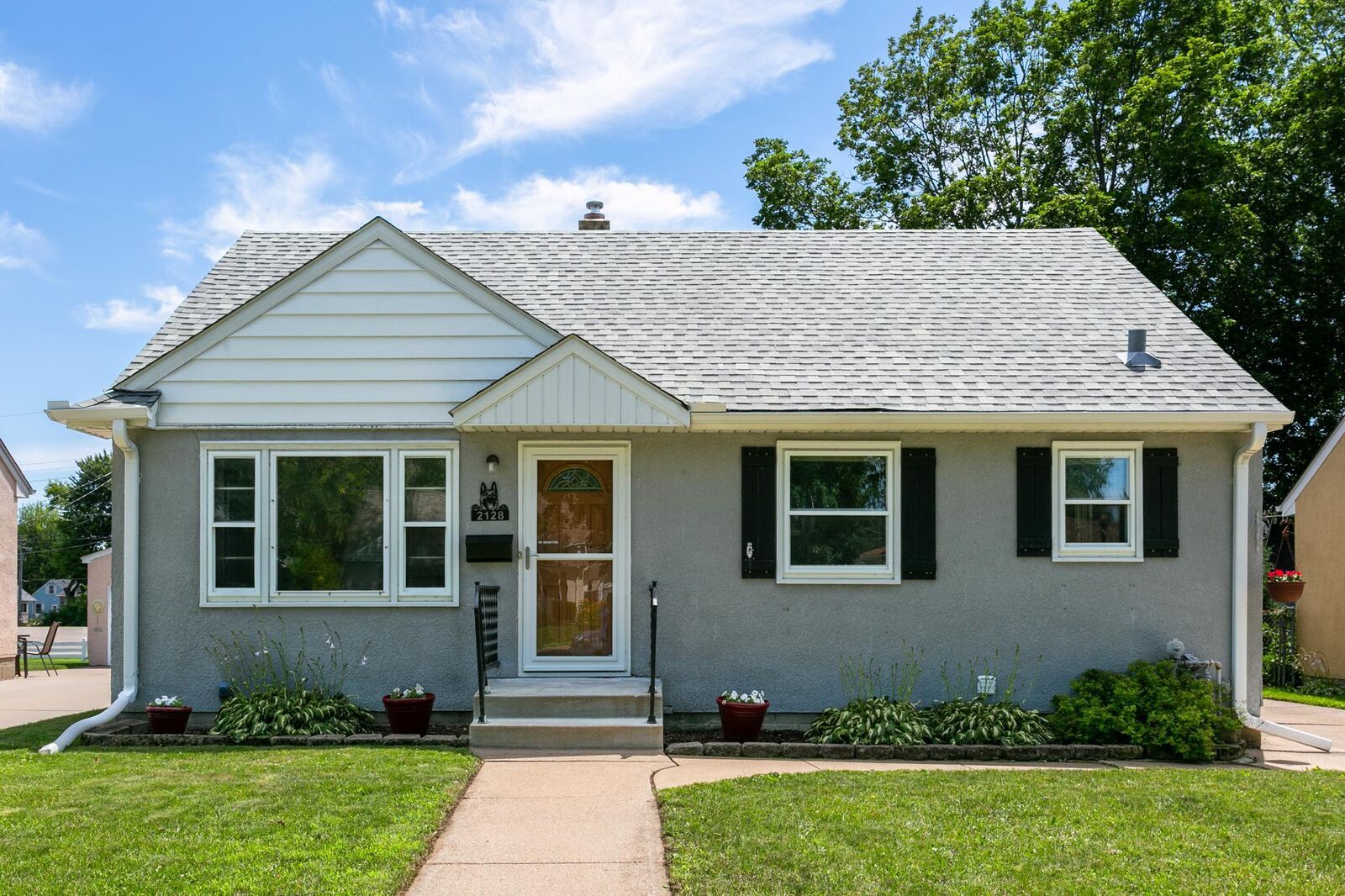 Property Photo: 2128 Case Avenue E MN 55119