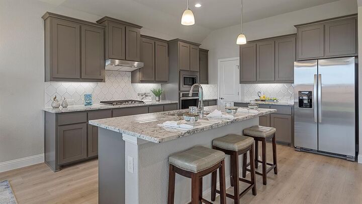 Property Photo: 3688 Rolling Meadows Drive TX 76065