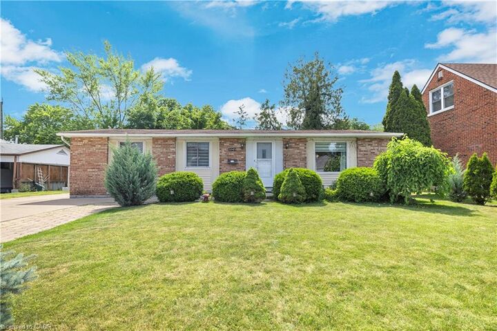 Property Photo: 1045 Reedmere Road ON N8S 2L9