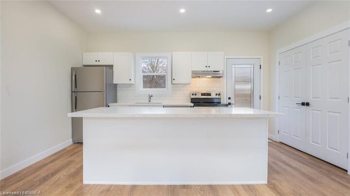 Property Photo: 55 Winniett Street ON N3T 1M6