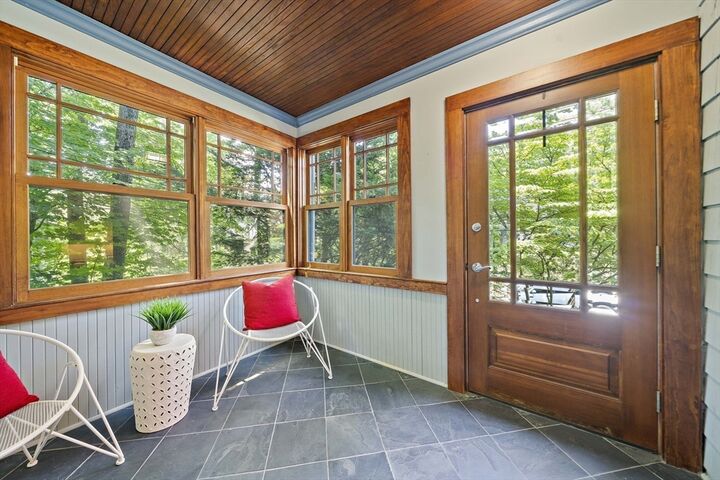 Property Photo: 26 Hillside Rd MA 02461