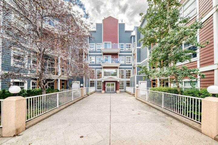 Property Photo: 333 Riverfront Avenue SE 121 AB T2G 5R1