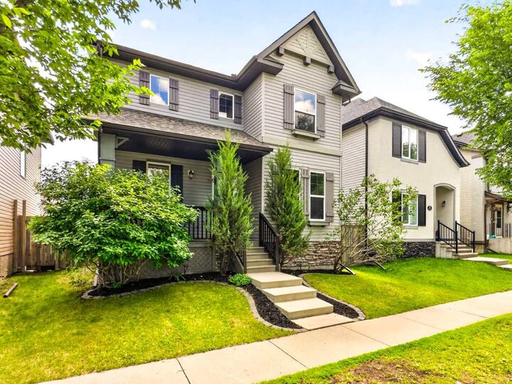 Property Photo: 249 Elgin Manor SE AB T2Z 4Z7