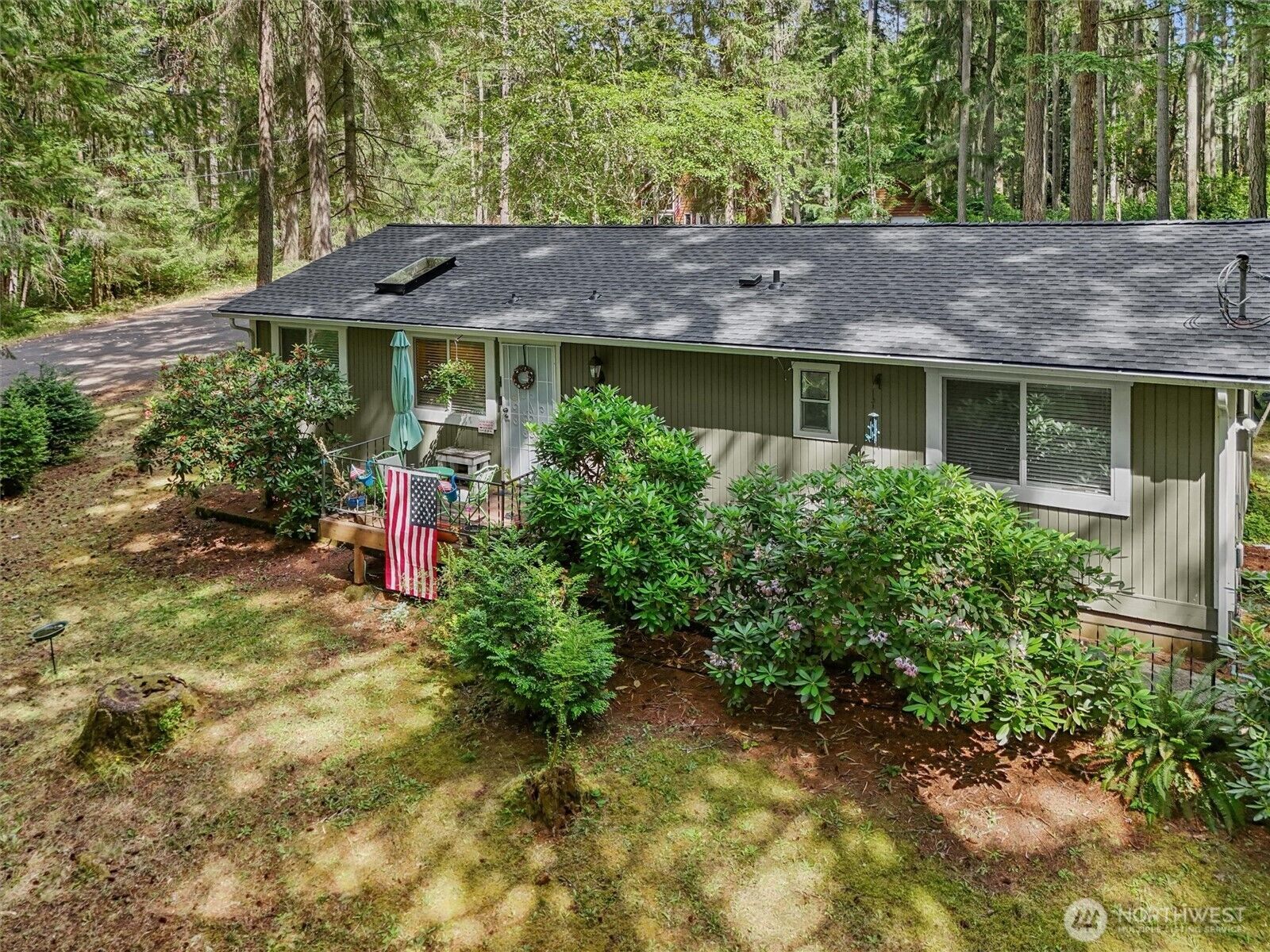 Property Photo:  11618  Breaker Way  WA 98303 