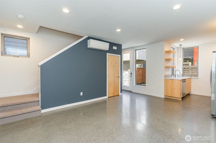 Property Photo:  426  26th Avenue S A  WA 98144 