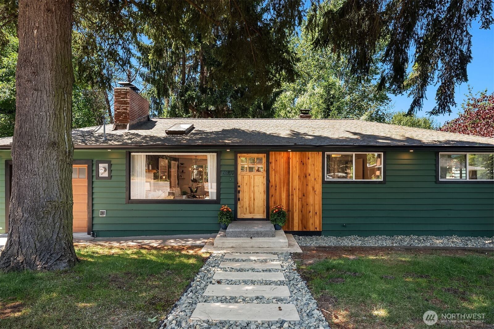 Property Photo: 6359 18th Avenue SW WA 98106