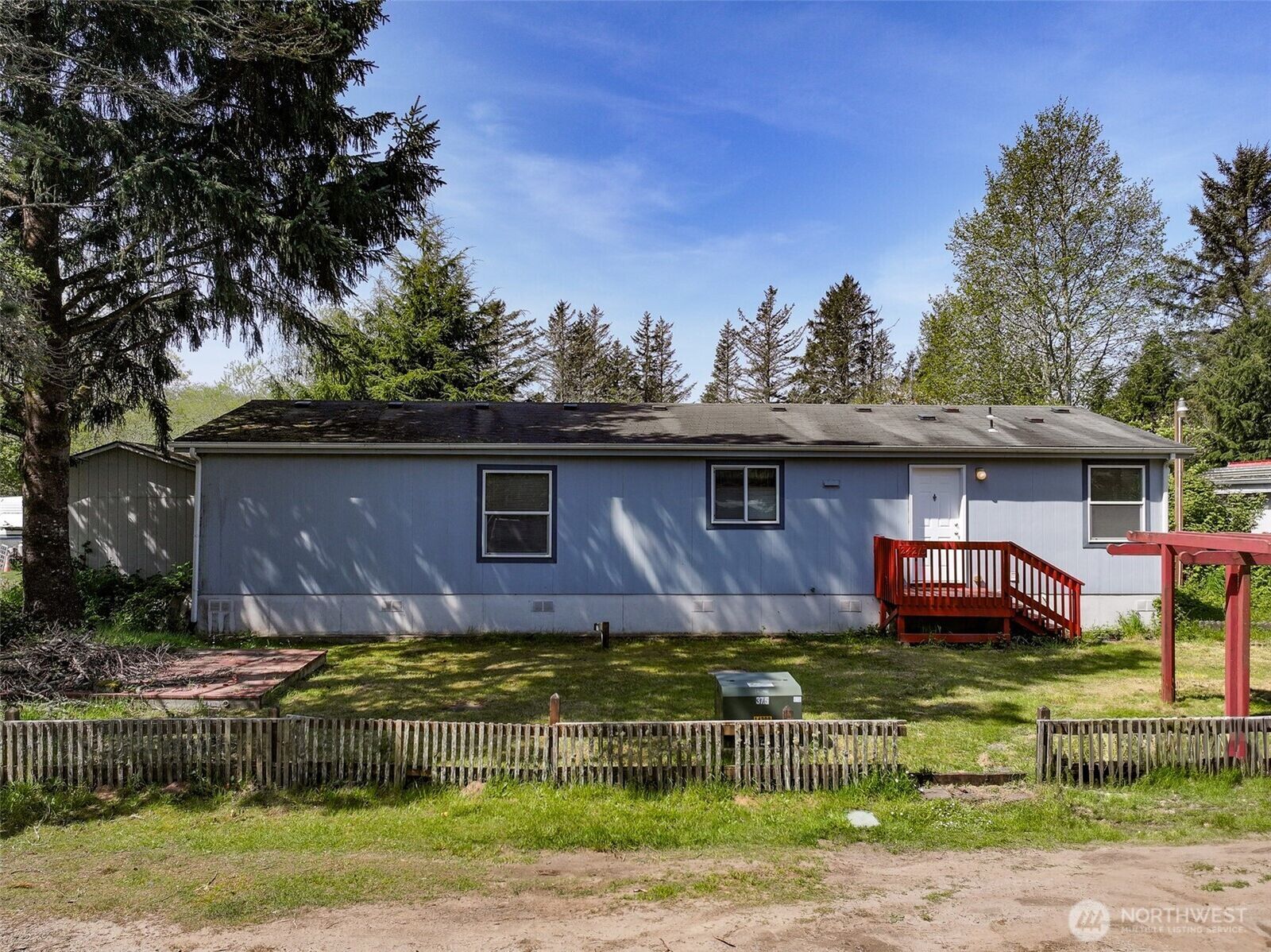 Property Photo:  24215  Y Lane  WA 98640 
