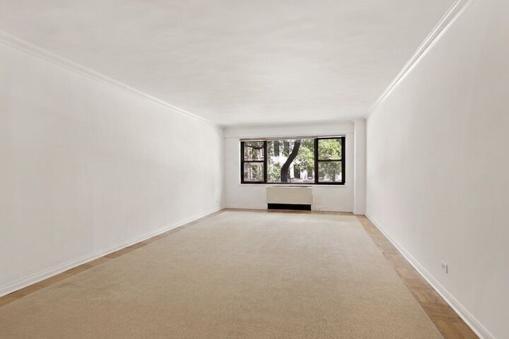 Property Photo:  16 Sutton Place 2B  NY 10022 