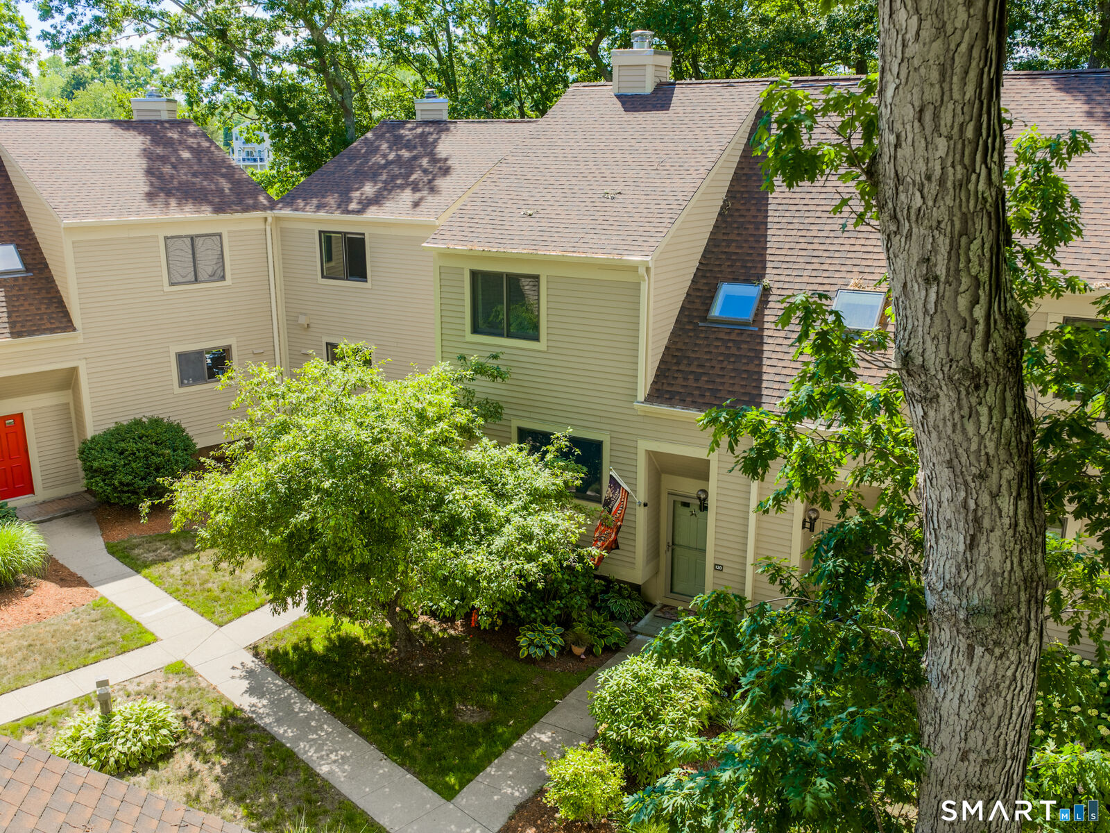 Property Photo:  120 Sandy Point Road 120  CT 06475 